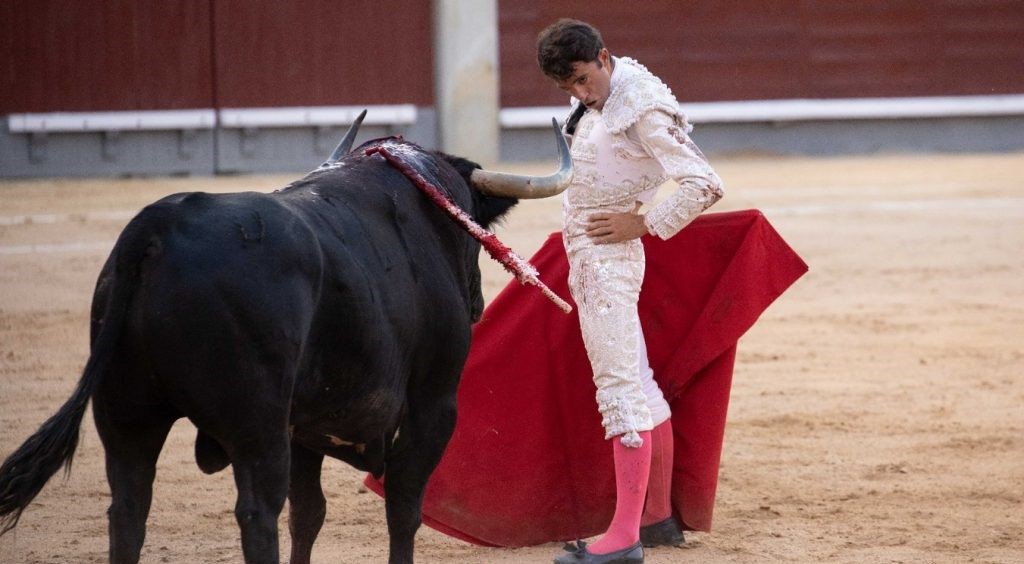 Rafa Serna, única oreja de un confirmante en Las Ventas en 2025