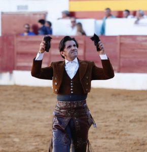 Rui Fernandes y Diego Ventura triunfan en Zafra