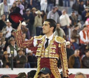 Pundonor y raza de Calita que triunfa en Pachuca