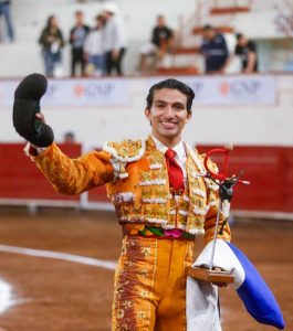 César Ruiz, triunfador en Aguascalientes