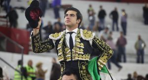 Tres orejas y puerta grande de Colombo en Ciudad Juárez