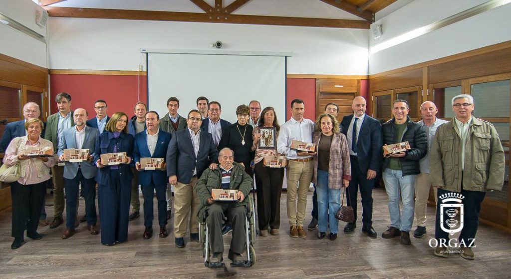 Orgaz entrega los premios a los triunfadores de su temporada 2025