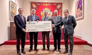 Se entregan los beneficios del festival del 13 de octubre en Sevilla