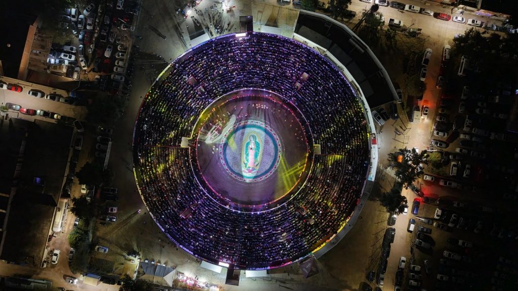 Corrida Guadalupana con lleno total en León