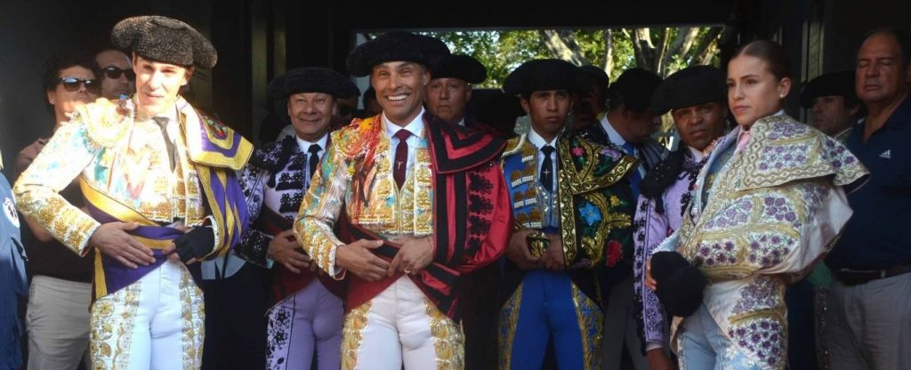 Tarde sin trofeos en la corrida zapatista de Cali