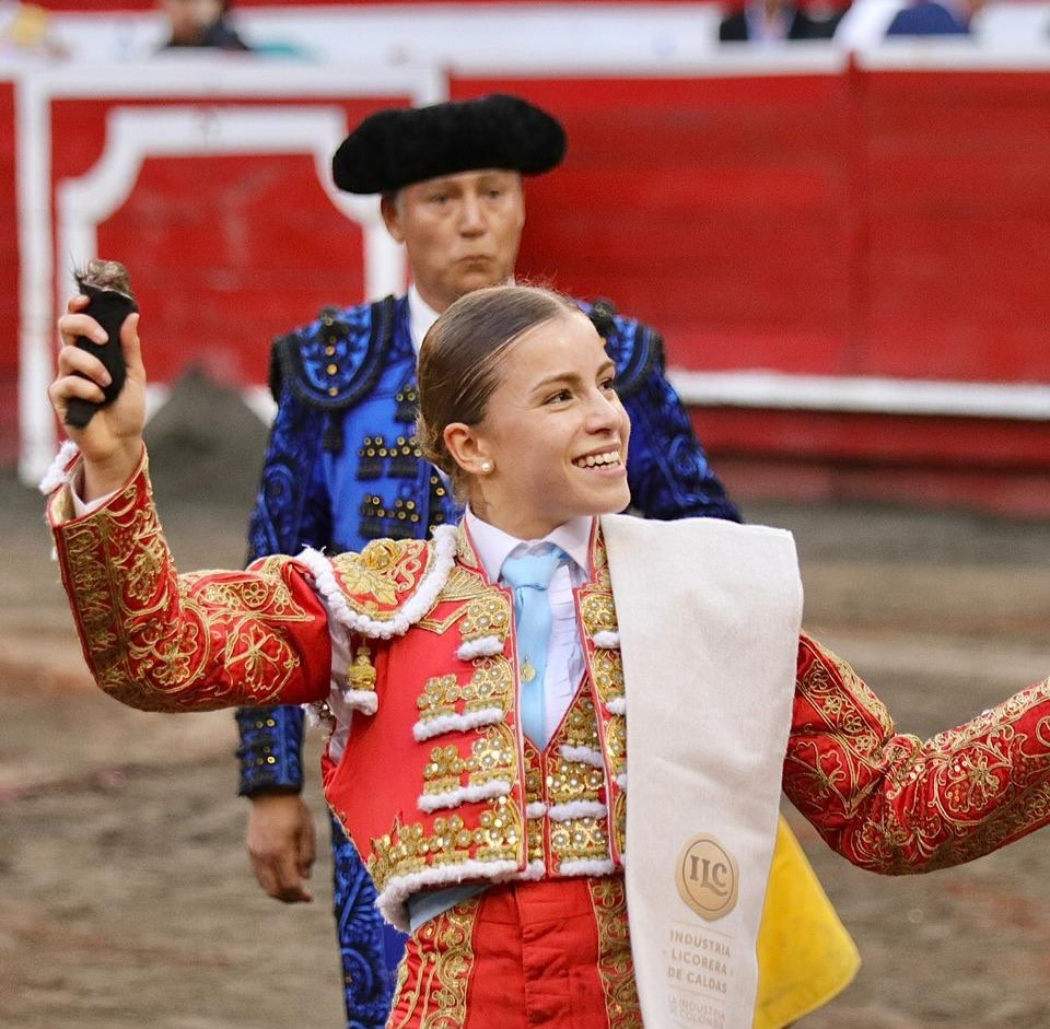 Oreja para Olga Casado en Manizales