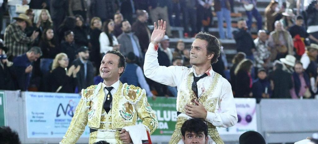 Antonio Ferrera y Jorge Sotelo, a hombros en Moroleón