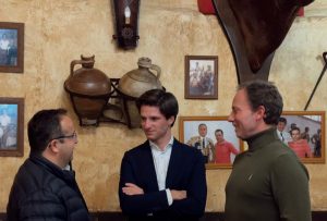 Villita y Puerta Grande sellan un acuerdo de apoderamiento