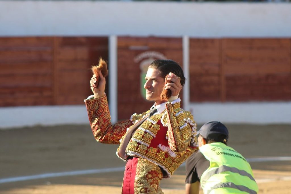 Villita y Miguel Cubillo ponen fin a su relación de apoderamiento