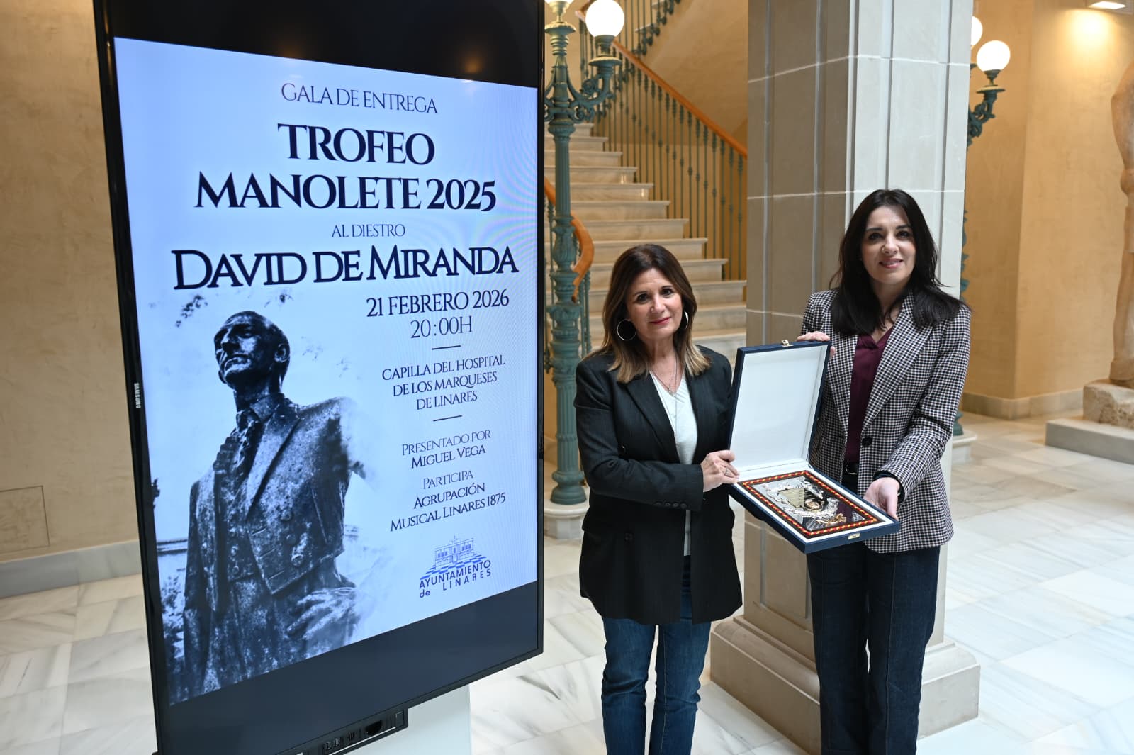 Entrega del Trofeo Manolete de Linares a David de Miranda