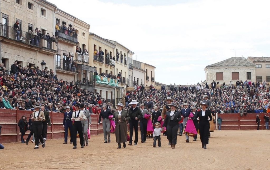 Perera y Diosleguarde, triunfadores en Ciudad Rodrigo