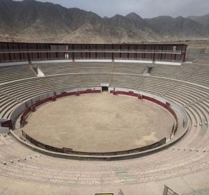 Dos corridas para inaugurar una nueva plaza en Perú