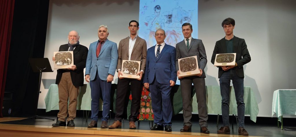 Sepúlveda entrega los Premios 'Pase de las Flores'