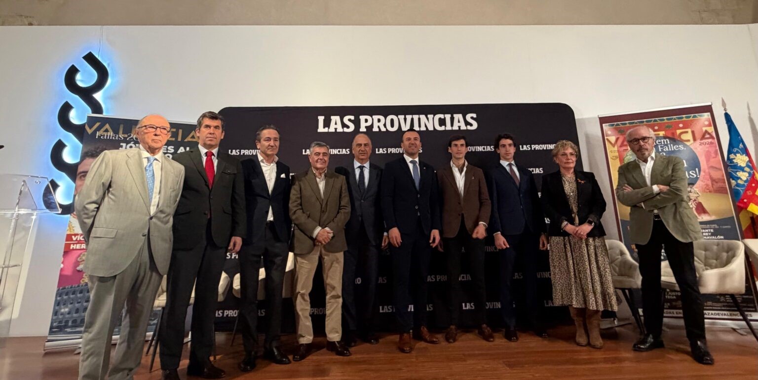 Víctor Hernández y Samuel Navalón 'calientan' su cita de Fallas