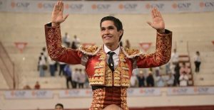 Gran debut y triunfo de Jairo López en Aguascalientes