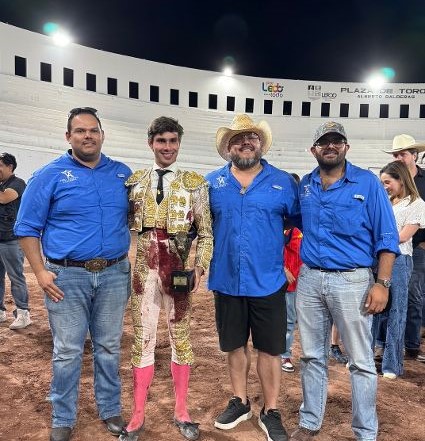 Julio Romero, triunfador de la novillada de Lerdo