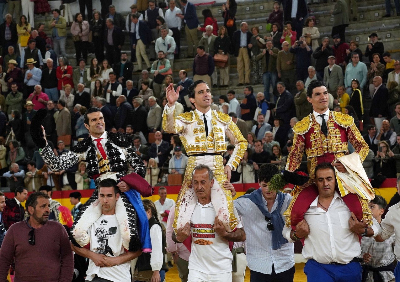 Triunfo de la terna de matadores en Almendralejo