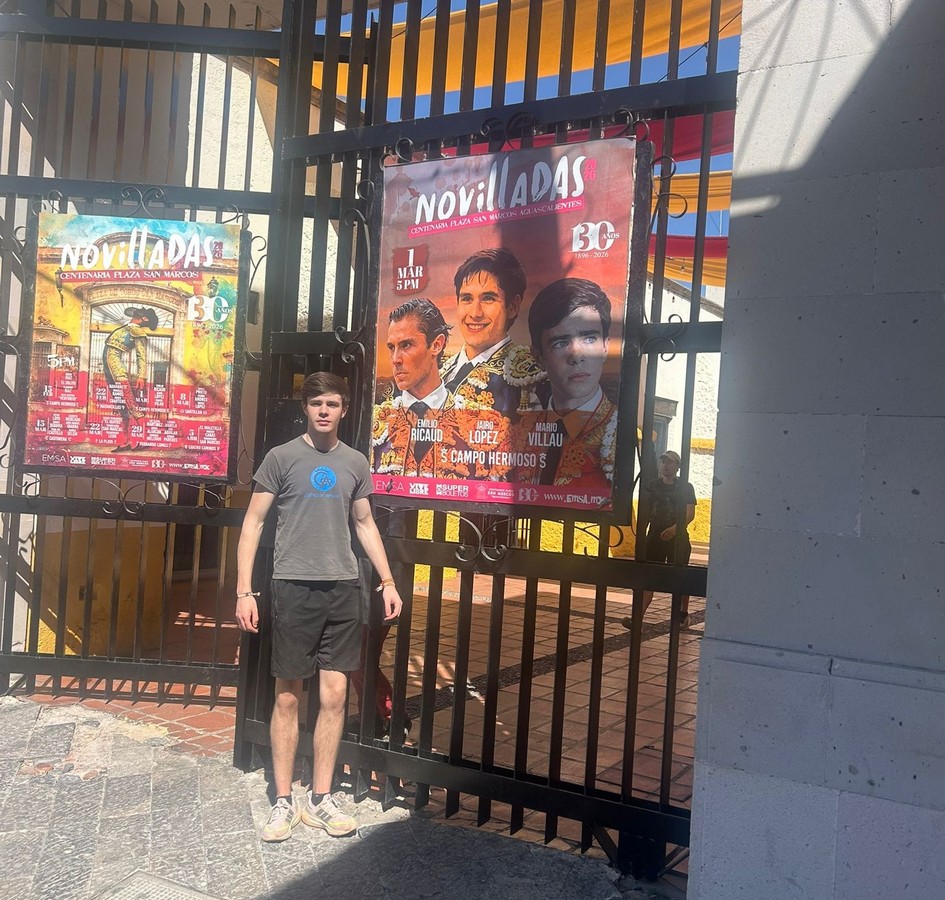 Mario Vilau visita la plaza San Marcos de Aguascalientes