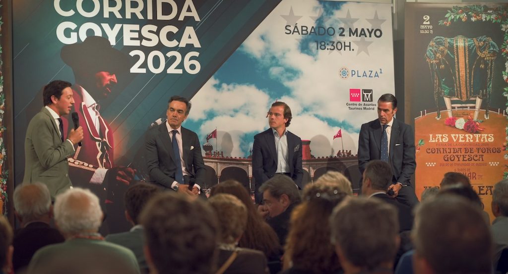Multitudinario encuentro con los diestros del 2 de mayo en Madrid