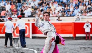 Fernando Adrián, invitado en el Club Cocherito