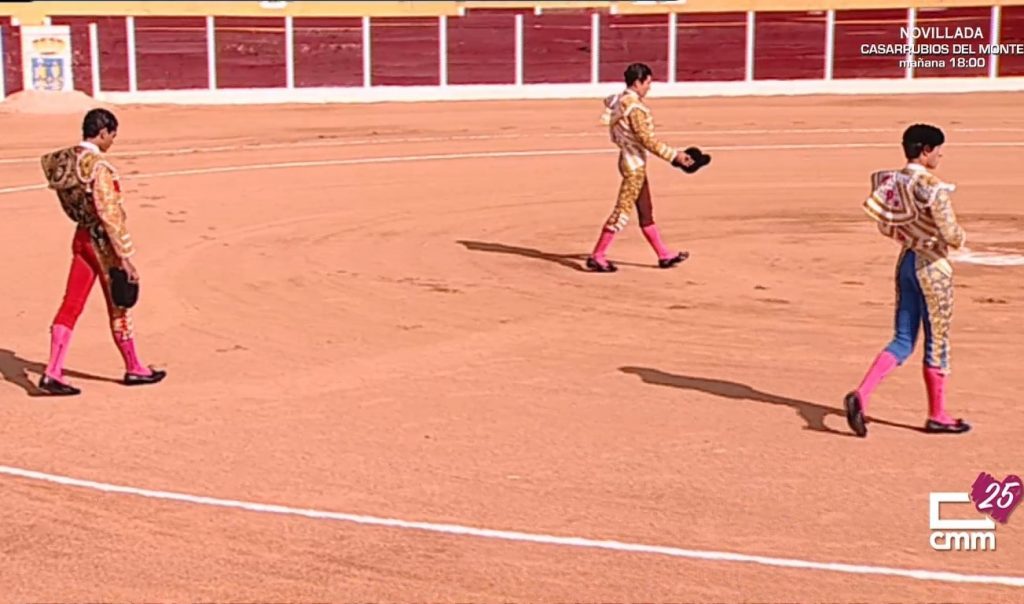 La terna a hombros en Casarrubios del Monte