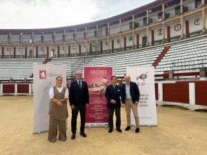 Cáceres presenta los carteles de una gran Feria Taurina