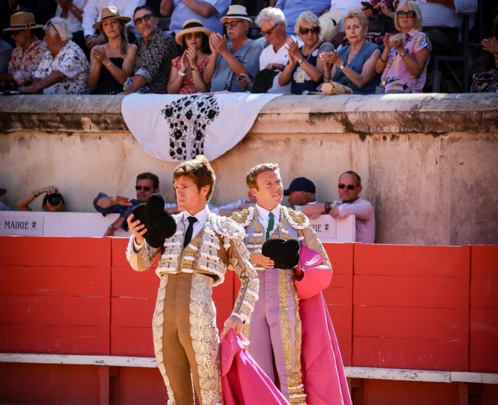 Borja Jiménez y Clemente puntúan en la última de Nimes