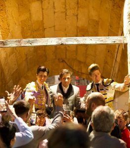Los tres actuantes salen a hombros en Inca
