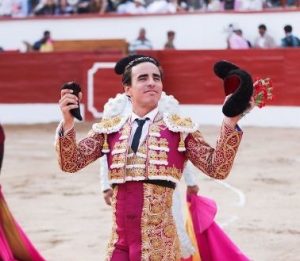 Importante tarde de Joaquín Galdós en la plaza de Las Tunas