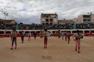 Orejas para Sánchez Vara y Carlos Olsina en Alés
