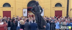 Se inaugura el monumento a Rafael de Paula en Jerez