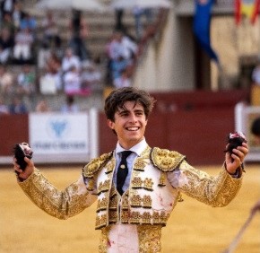 Gran dimensión de Martín Morilla en Morón de la Frontera