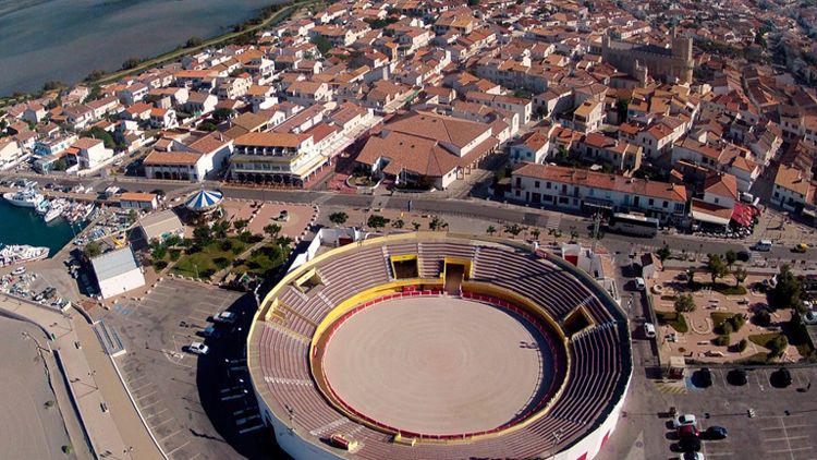 Variada temporada taurina en Saintes Maries de la Mer