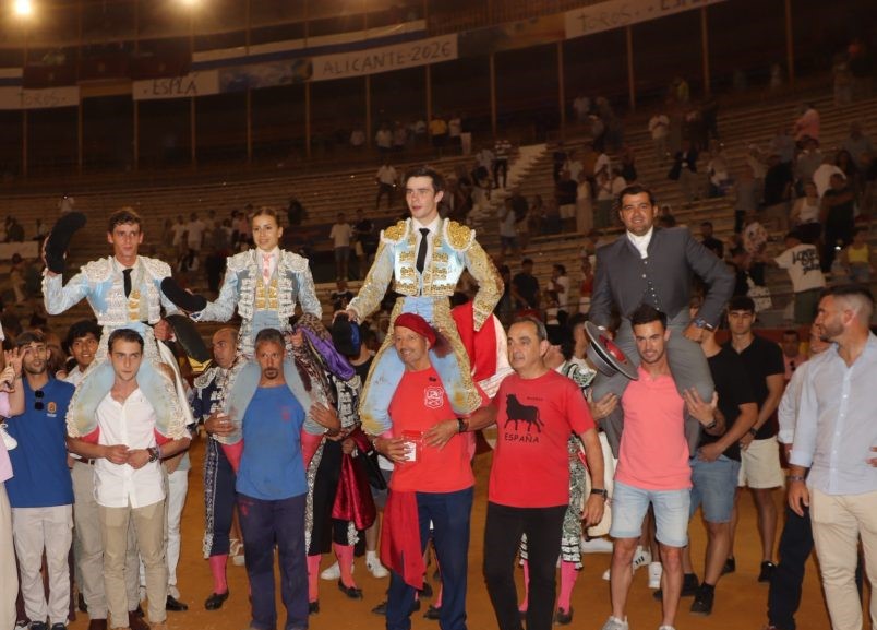 Triunfo de los toreros y de la ganadería de Talavante en Alicante