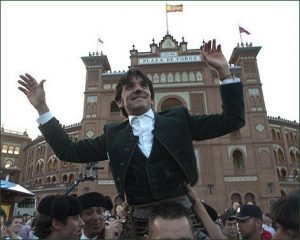 Diego Ventura y Andy Cartagena, el pódium del toreo a caballo