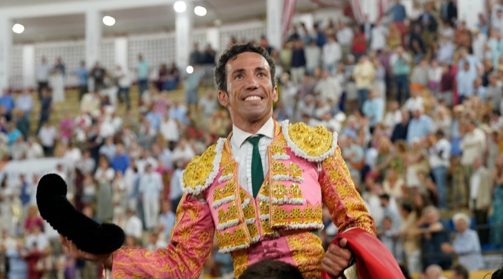 Talavante y David de Miranda, puerta grande en Marbella