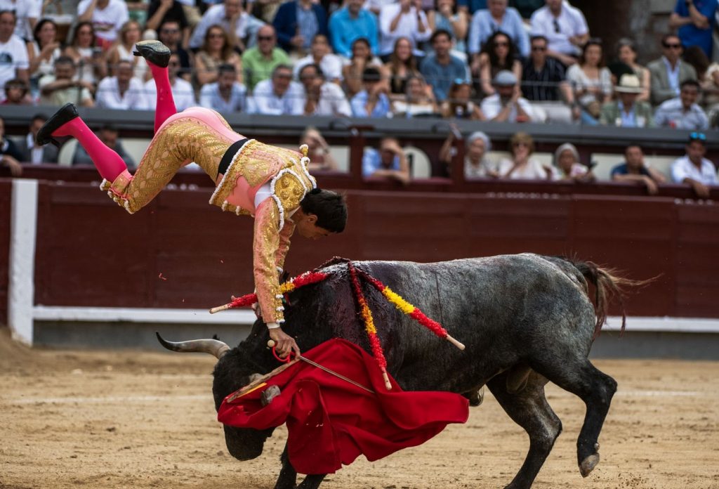 Paco Ureña, fractura de sacro tras su percance en Madrid