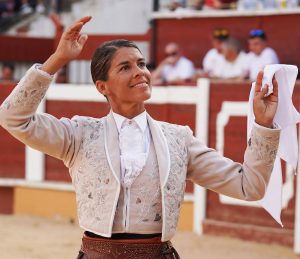 Oreja para cada uno de los rejoneadores en Soria