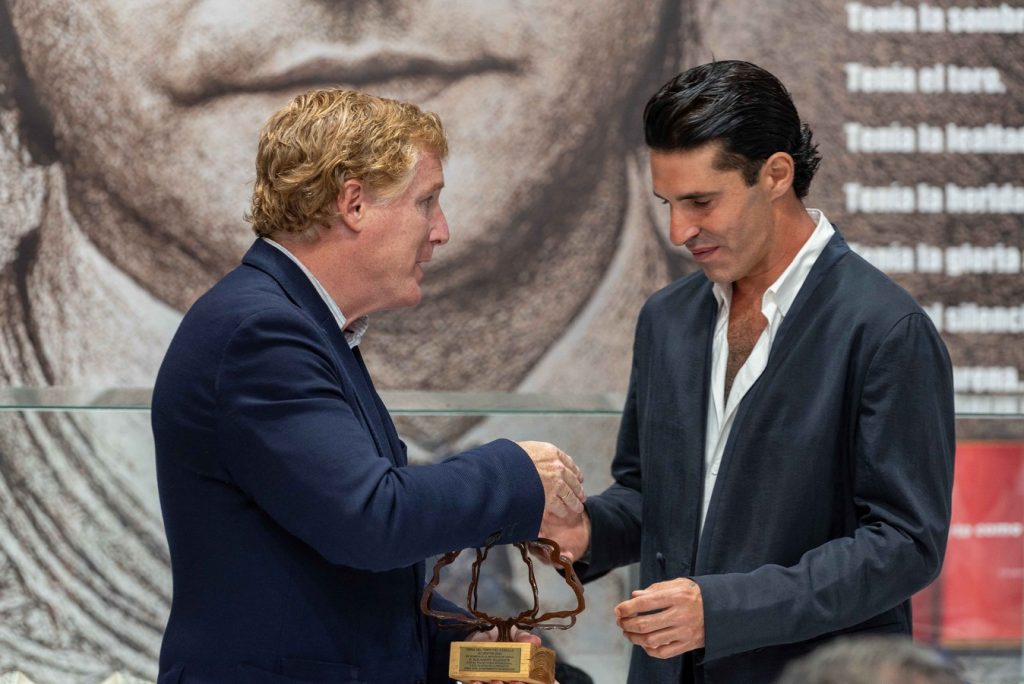 ECUEXTRE rinde homenaje a Alejandro Talavante
