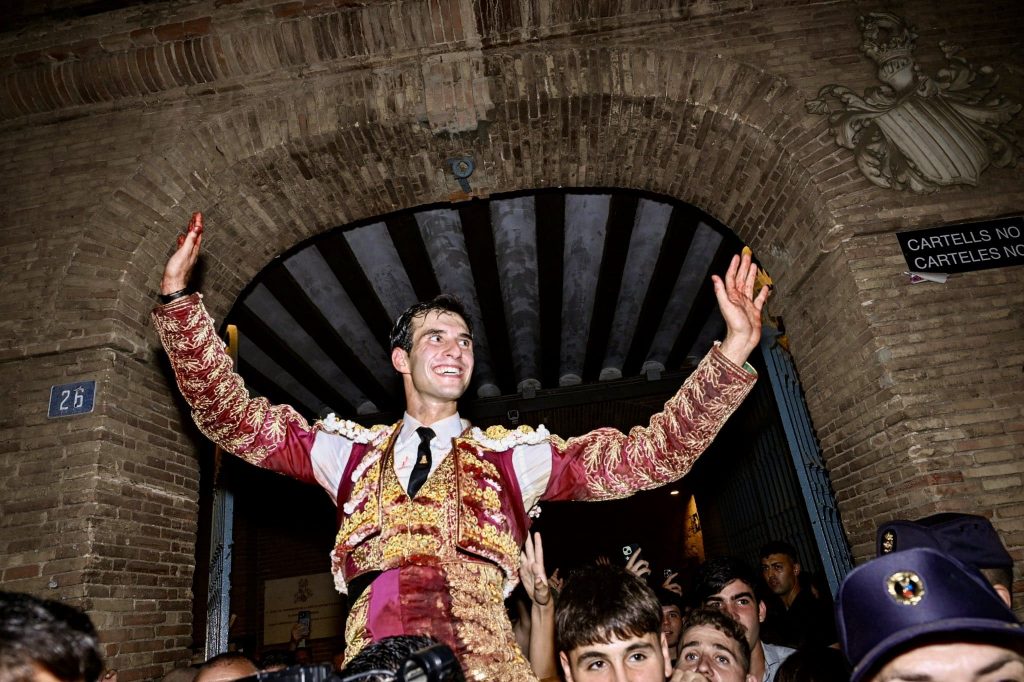 Rotundo triunfo de Samuel Navalón en Valencia