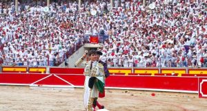 Aarón Palacio corta una oreja en Pamplona