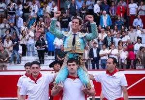 Daniel Luque se instala en la historia de Azpeitia
