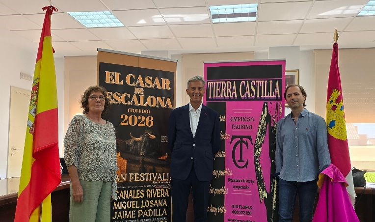 Festival taurino sin picadores en El Casar de Escalona