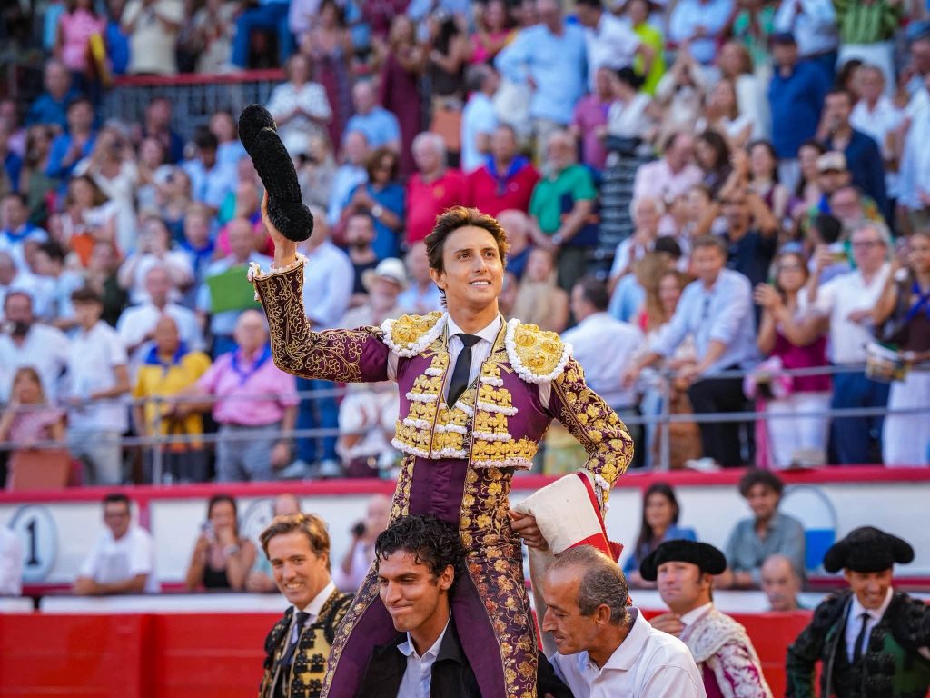 Autoridad y poder de Roca Rey en Santander