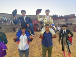 Armando Rojo y Cayetano Romo triunfan en Almonaster la Real