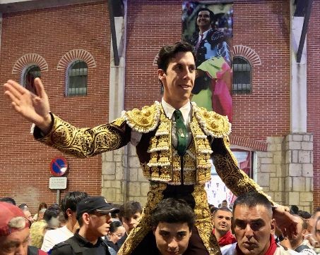 Tarde triunfal en San Sebastián de los Reyes