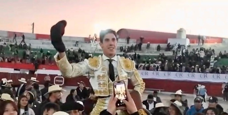 Importante tarde de Diego García en Sicaya