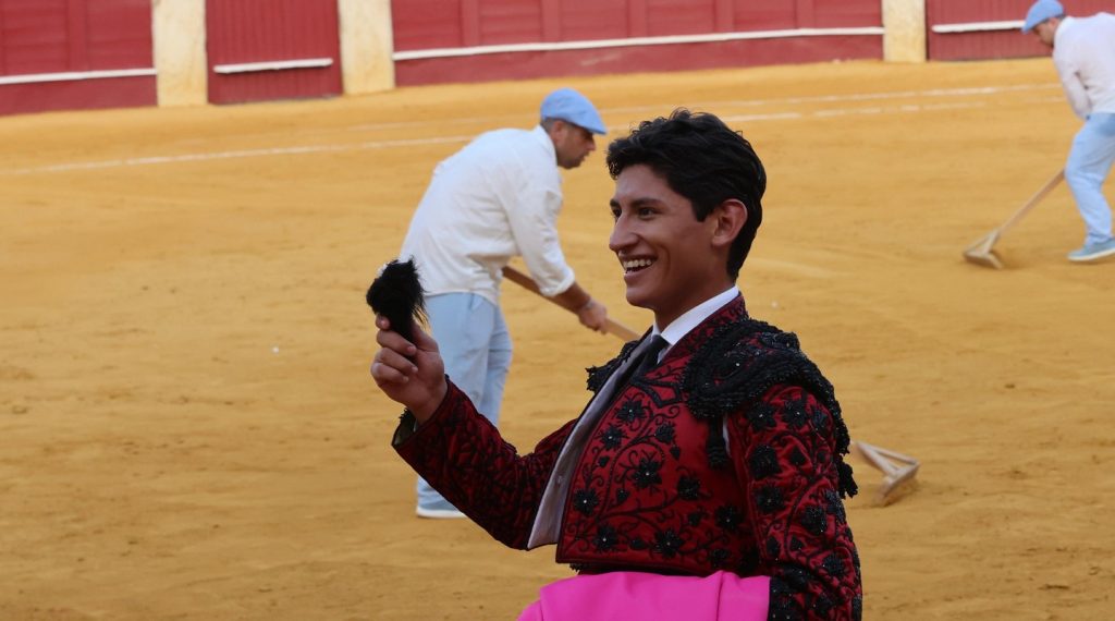 Francisco Morales y Emiliano Osornio, oreja en Málaga