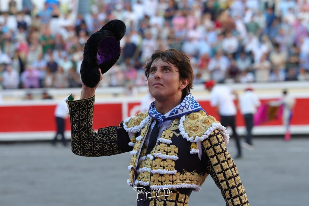 Tarde de figura del toreo de Roca Rey en Bilbao