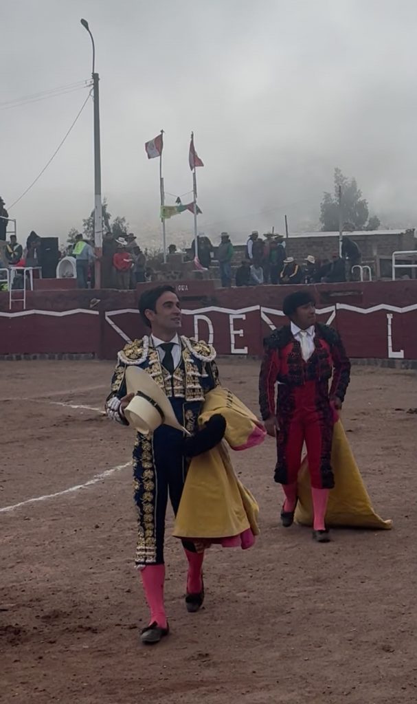Triunfal reaparición de 'Lagartijo' en Andagua (Perú)